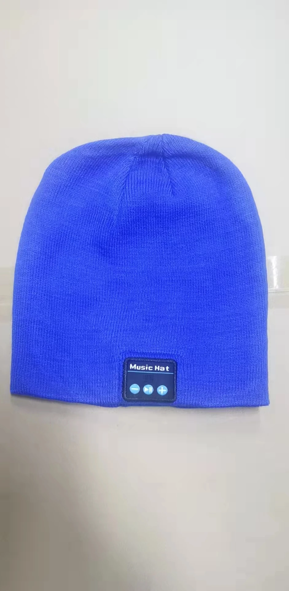 Wireless BT Beanie Knitted Stripes Winter Outdoor Running Hat Headset Mic Headphone Music Headbands Sport Smart Hat